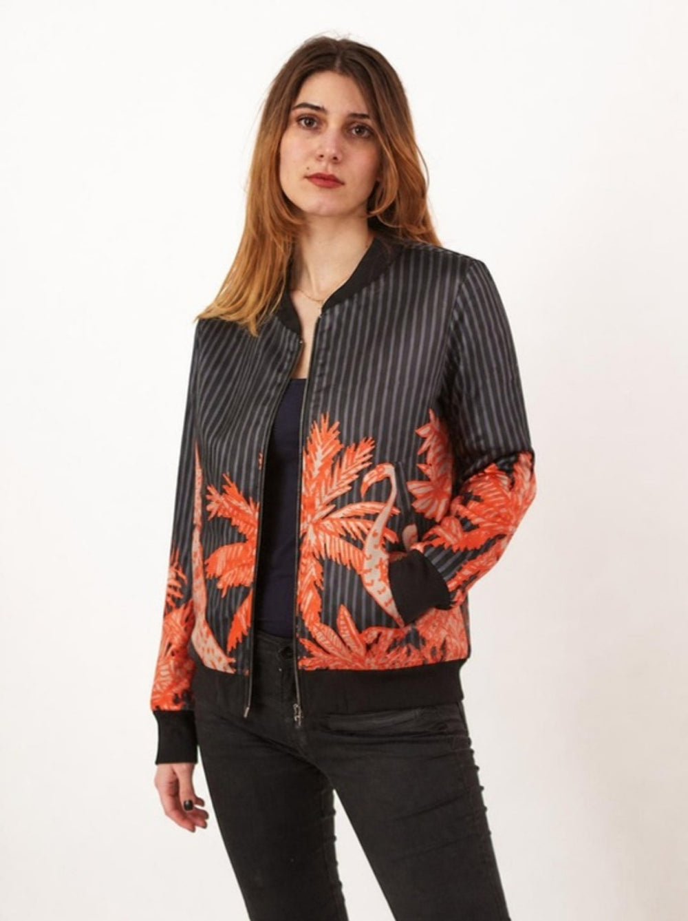 Bomber Jungla Negra corte relajado