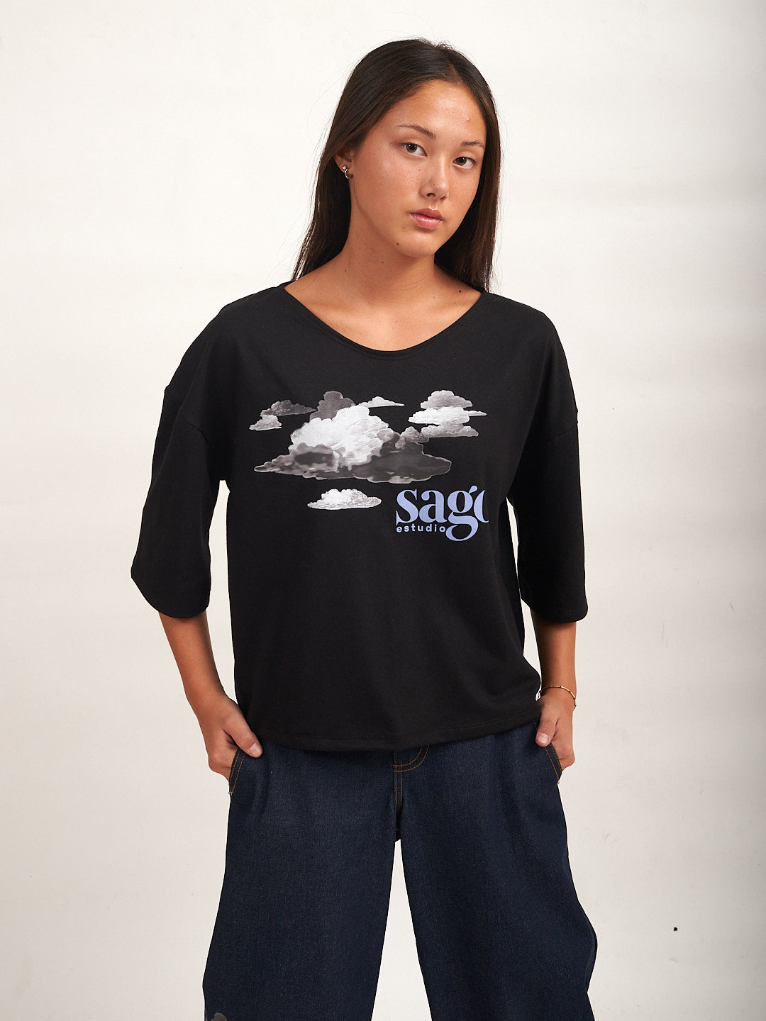 Polera Alba Oversize Negra Algodón