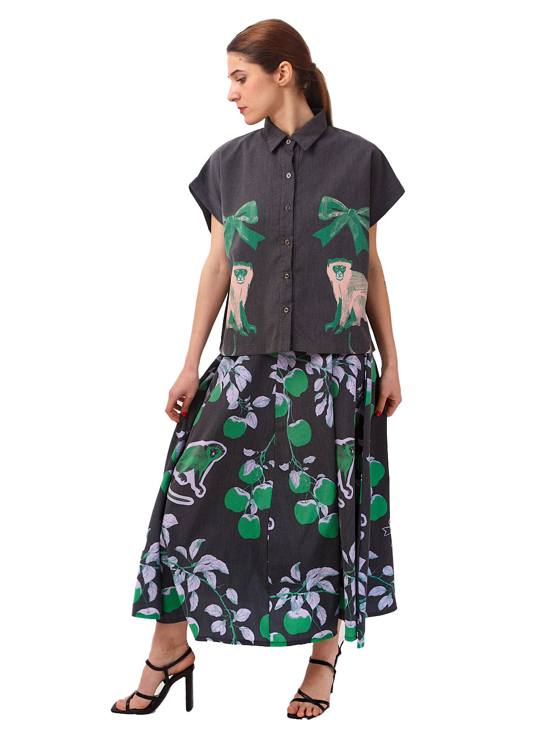 Falda semi plato Paraíso negra